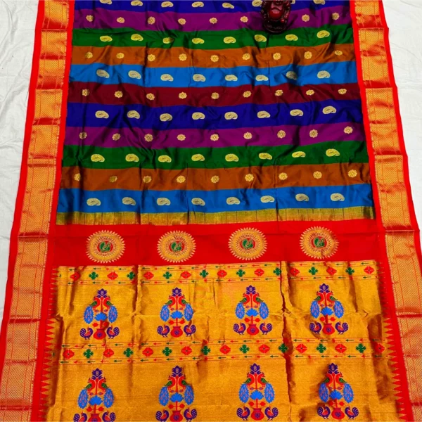 Muniya Border Saree
