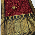 Traditional Peacock Gadwal Paithani - Image 31