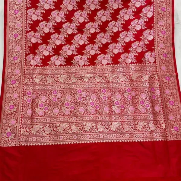 Banarasi Ktaan Silk Saree Golden And Silver Combination Saree