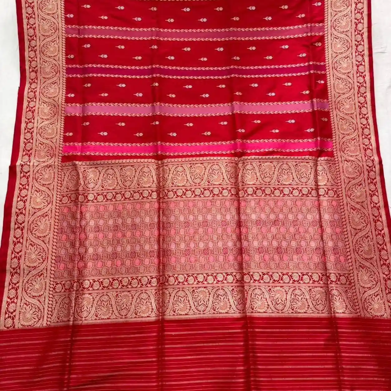 Banarsi slot- (8) Banarasi Ktan Silk Saree Golden And Silver Zari Multi Colour Border - Image 1