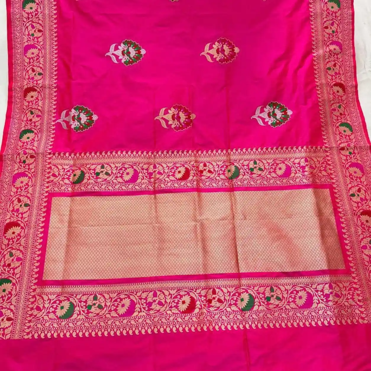 Banarsi slot- (9) Banarasi Silk Saree Golden Colour Zari Work Rangkat Design - Image 1