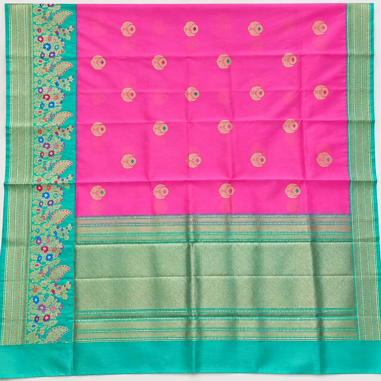 Banarasi ktaan silk saree scuit border meena butti zari combination mlti saree blouse Banarasi Ktaan Silk Saree Scuit Border Meenabutti Zari - Image 1