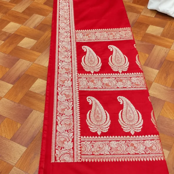 Masru Ktaan Silk Border Butti saree