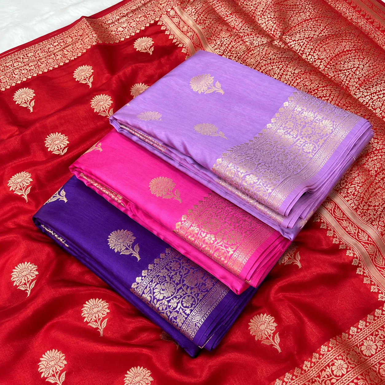 ChatGPT Image Sep 24, 2026, 11_51_31 AM Viscose Silk Saree with Golden Zari Floral Buti & Brocade Pallu - Image 1