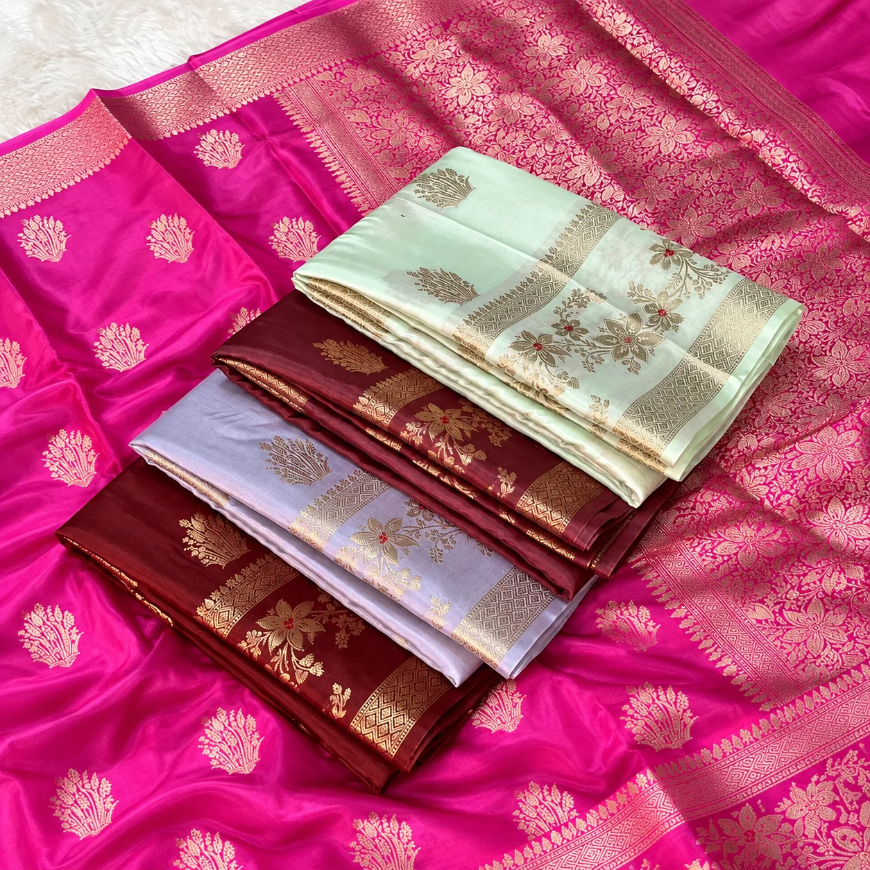 ChatGPT Image Sep 24, 2026, 12_03_51 PM Viscose Silk Saree – Golden Zari Floral Work with Rich Brocade Pallu - Image 1